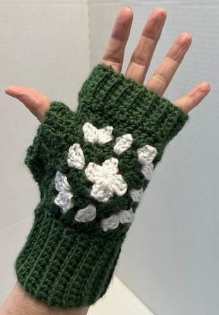 Granny Square Finger Gloves