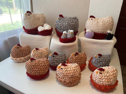 Crochet Mabel Chicken, Handcrafted Chicken Decor in 3 Sizes
