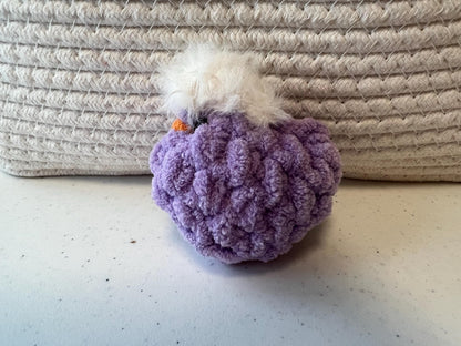 Crochet Mabel Chicken, Handcrafted Chicken Decor in 3 Sizes