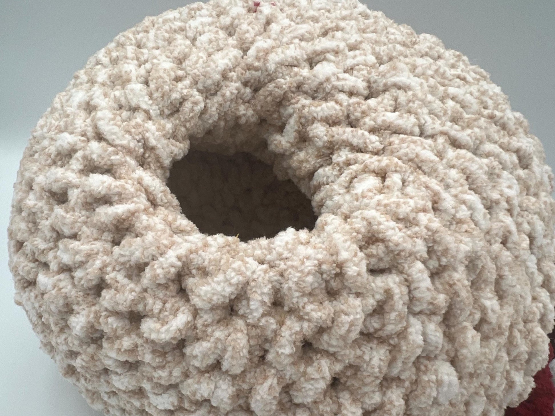 Mabel Chicken Plushie, Large with a nest and 3 eggs, Handmade